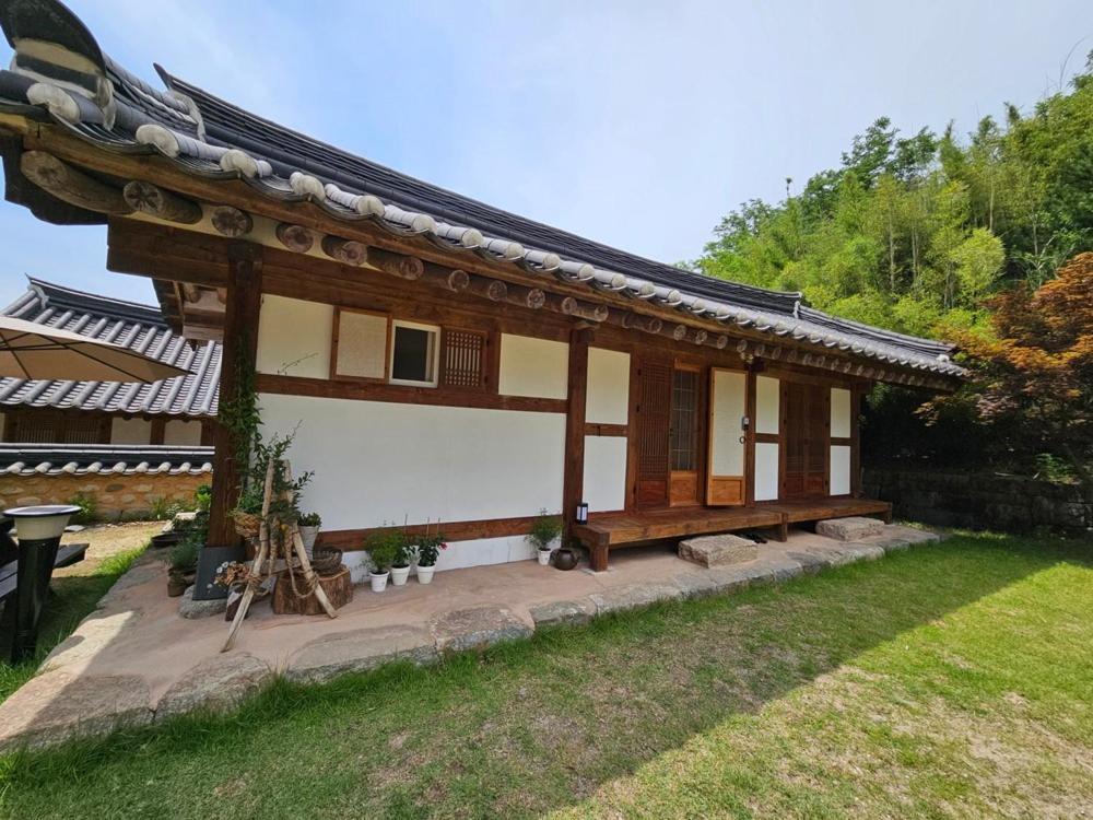 Hamyang Namgye Ilodang Hanok Stay Kamer foto