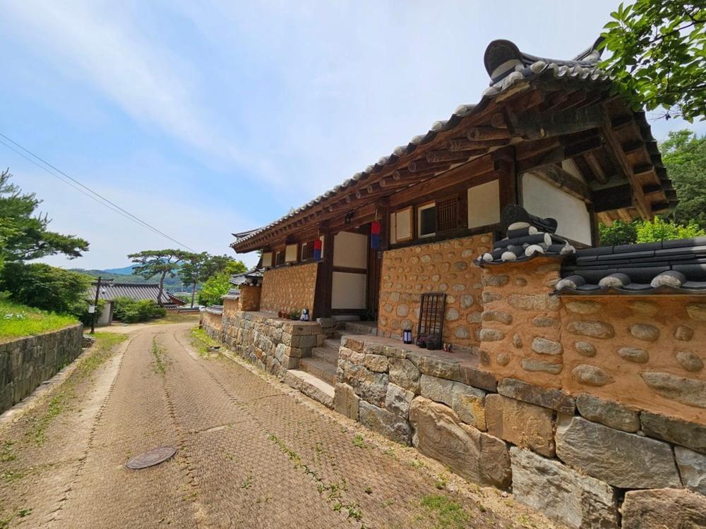 Hamyang Namgye Ilodang Hanok Stay Kamer foto